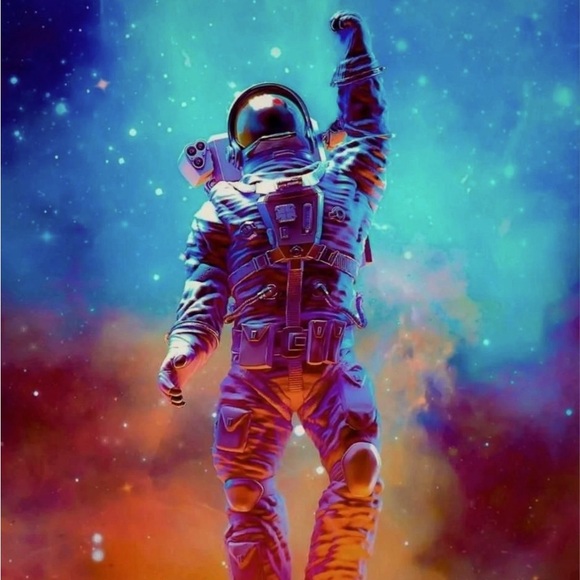 Meet your Posher, Brian. New to the world of Poshmark but so far so good! 👍🏾 - Picture 5 of 11